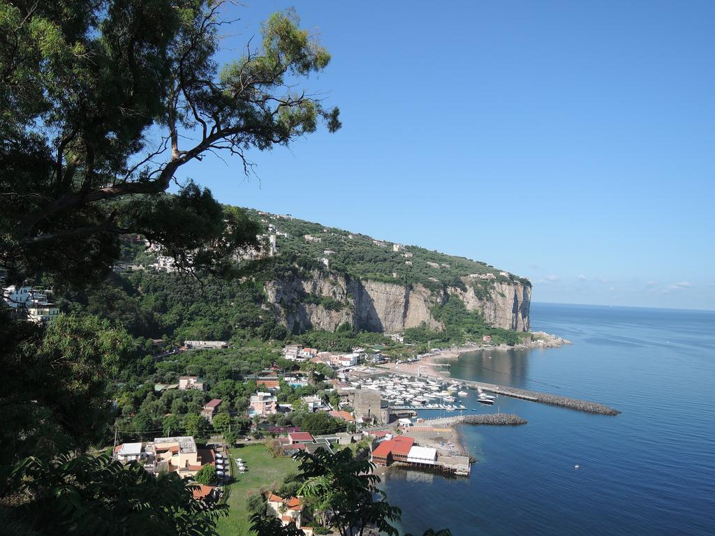 La Casa Nel Cortile Bed & Breakfast Vico Equense Exterior photo