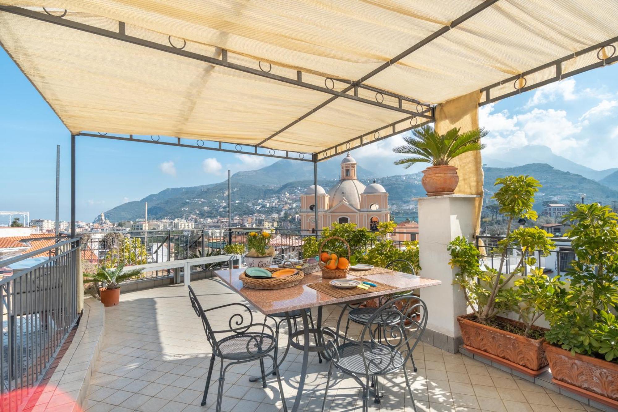 La Casa Nel Cortile Bed & Breakfast Vico Equense Exterior photo